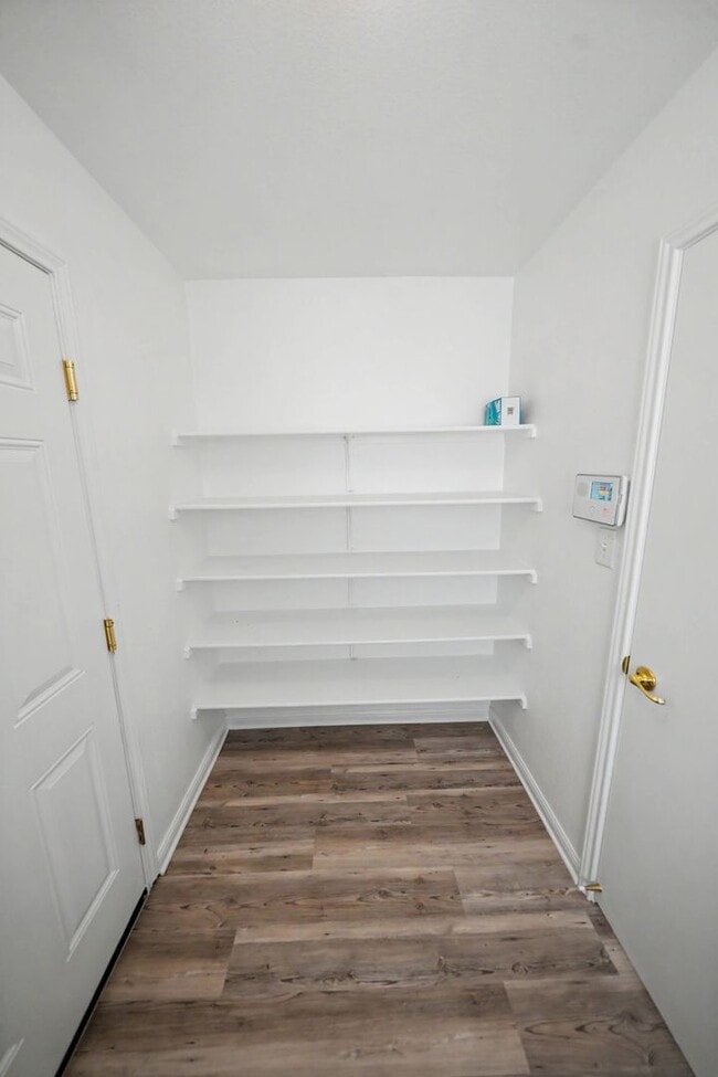 Building Photo - Updated Single-Story Home in Escondido North - Realtor Commission: $500