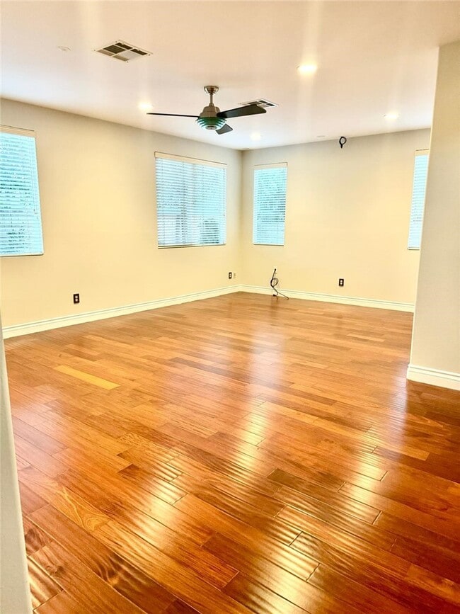 Building Photo - 7036 Sausalito Ave