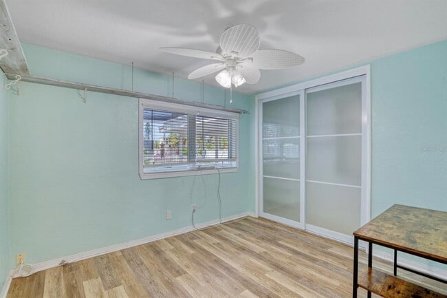 Building Photo - 301 41st Ave