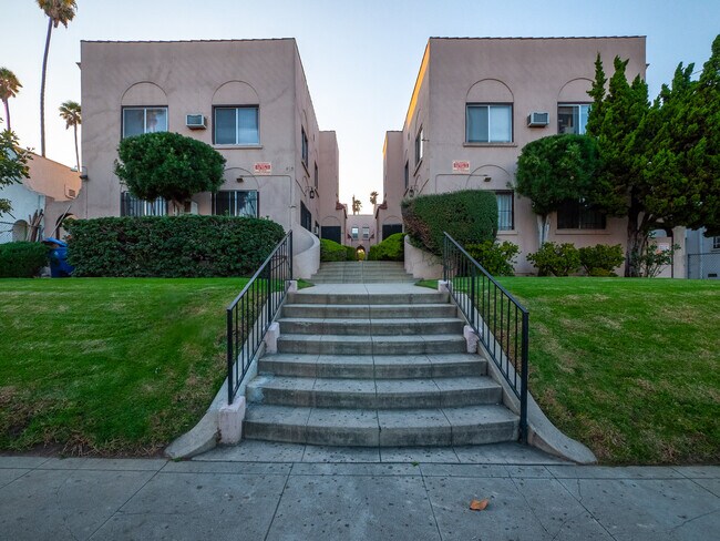 Building Photo - 207 N Berendo St
