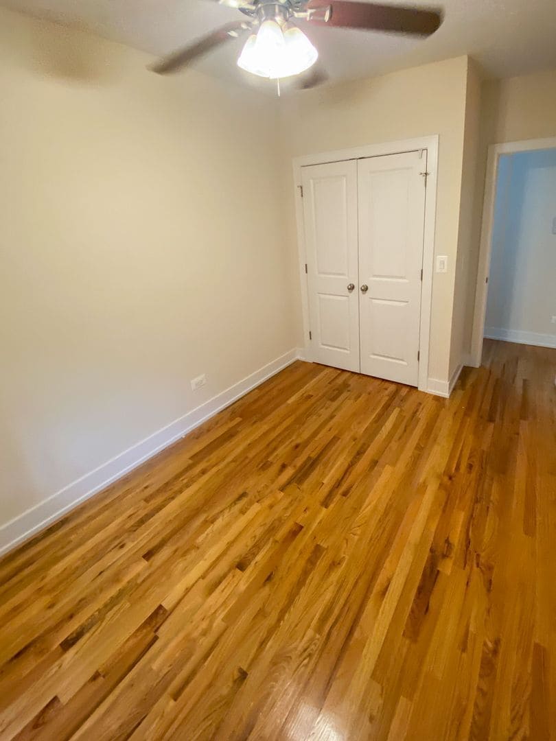 Building Photo - 627 W Melrose St