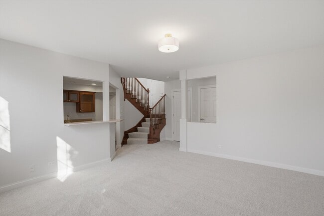 Building Photo - 1891 Admiral Ct