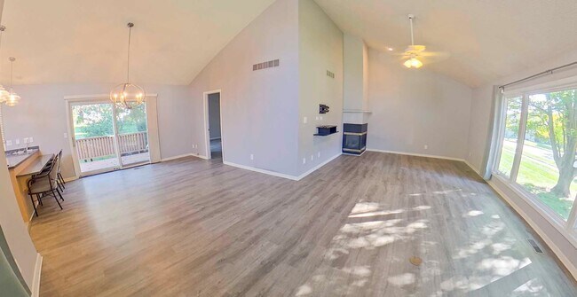 Building Photo - Two Large Porches + Stainless Steel Applia...