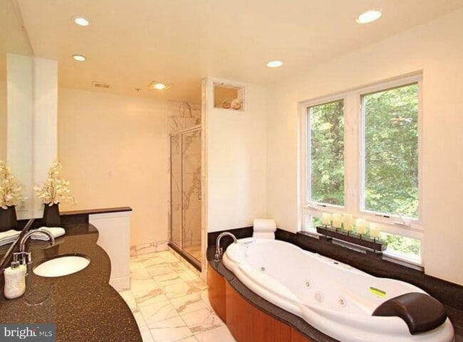 Building Photo - 713 Bonnie Meadow Ln