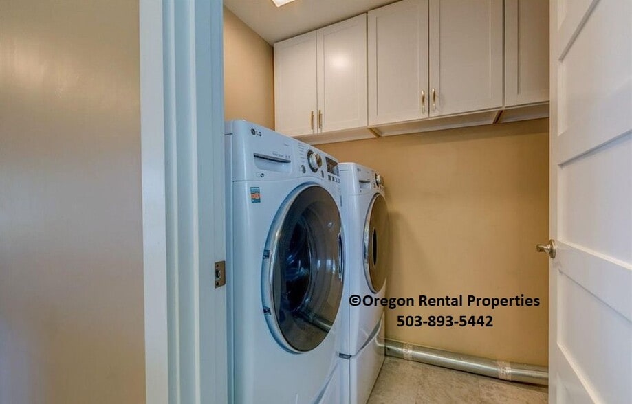 Building Photo - 2052 SE 181st Ave