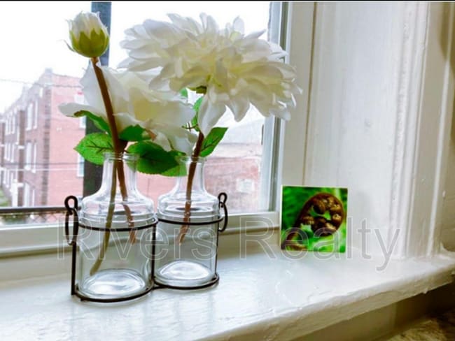 Building Photo - 6649 Berthold Ave