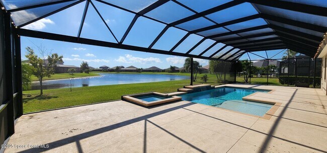 Building Photo - 3003 Trasona Dr