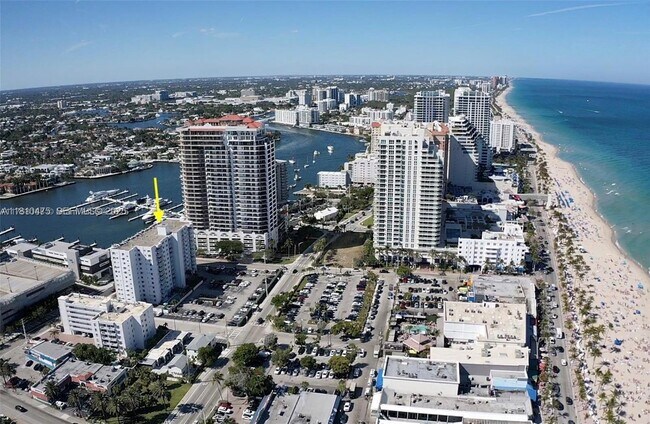 Building Photo - 200 S Birch Rd