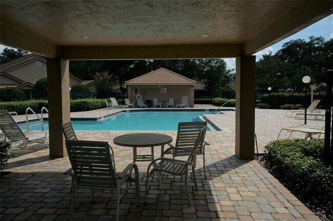 Building Photo - 9481 Highland Oak Dr