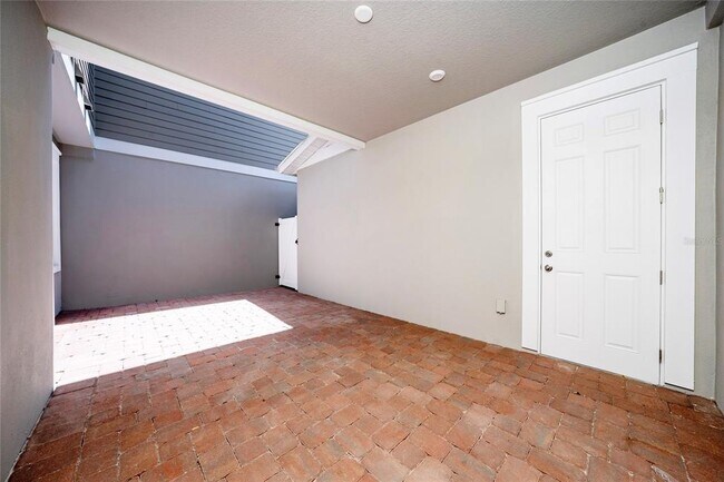 Building Photo - 2408 Celebration Blvd