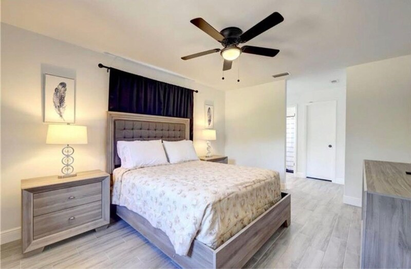 Building Photo - 543 SE Greenway Terrace