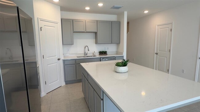Building Photo - 3879 Academia Ave