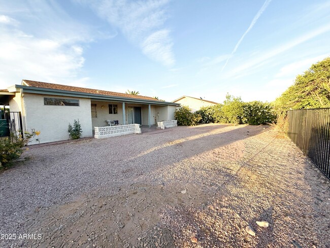 Building Photo - 839 Leisure World