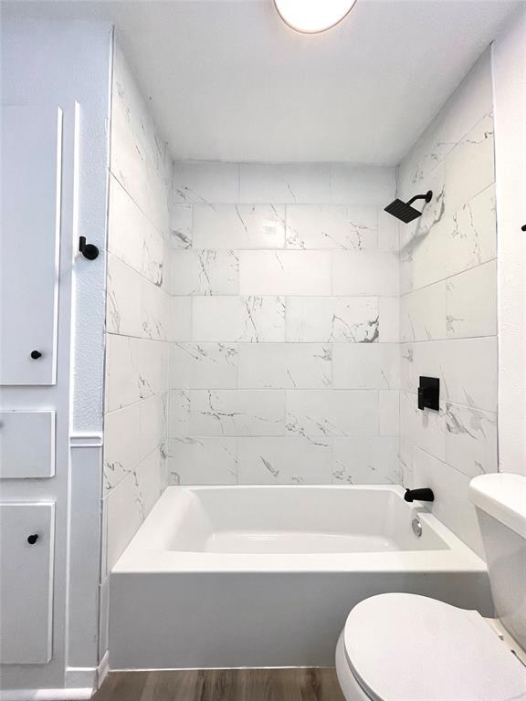 Building Photo - 2306 Barton Village Cir