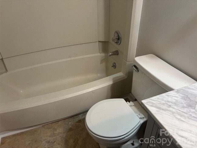 Building Photo - 11029 Harrowfield Rd