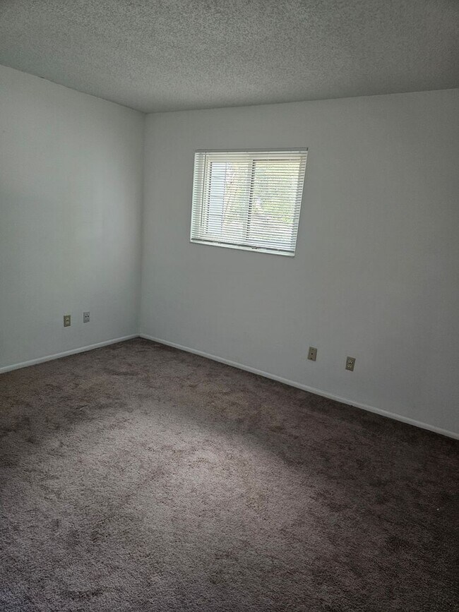 Building Photo - FABOULOUS 3 BEDROOM / 2.5 BATH / 2 CAR GARAGE HOME - WINTER SPRINGS (THE HIGHLANDS)