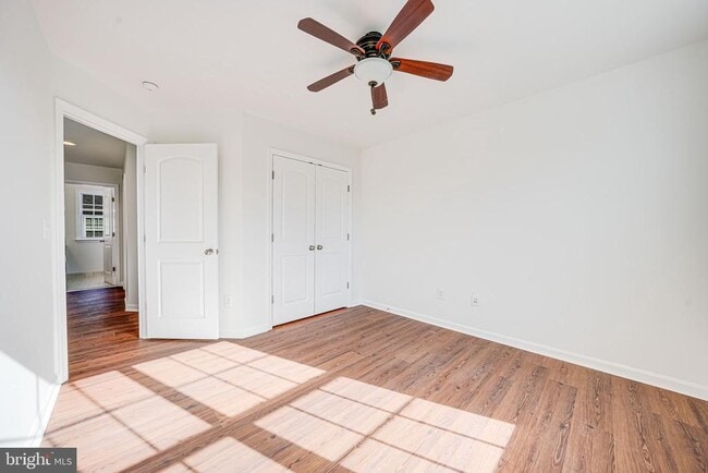 Building Photo - 15000 Gossom Manor Pl