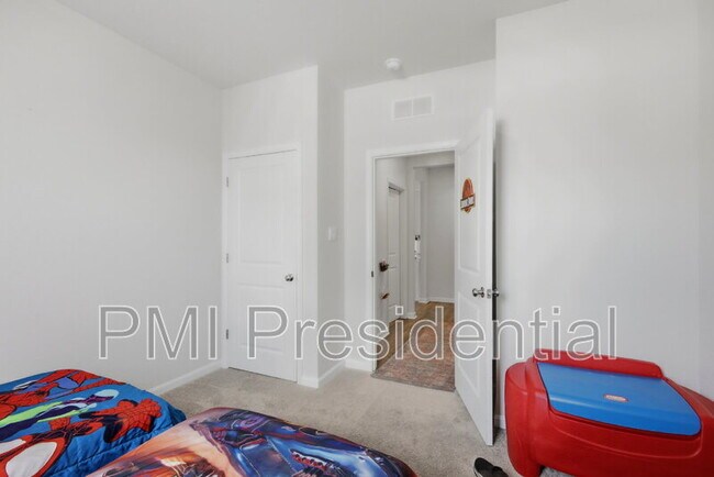 Building Photo - 11070 Chappell Crk Cir
