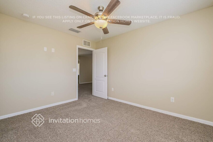 Building Photo - 11409 Dutch Iris Dr