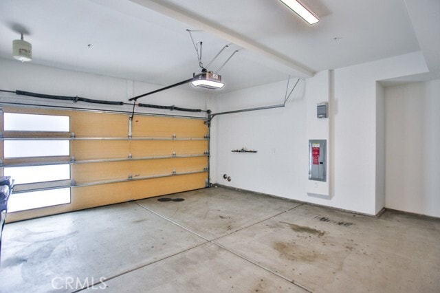 Building Photo - 1703 W Cara Dr
