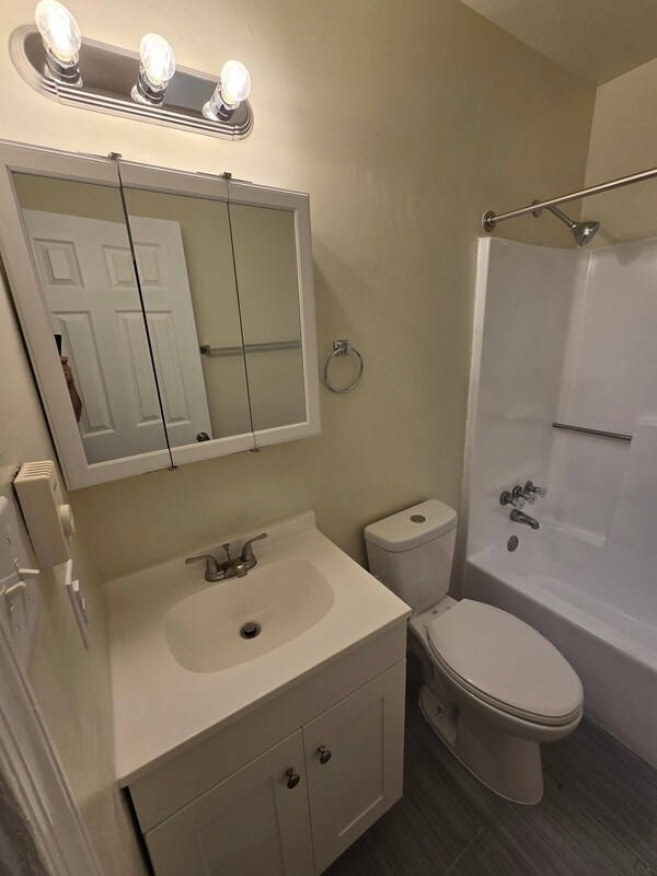 Building Photo - 3614 Lawson St