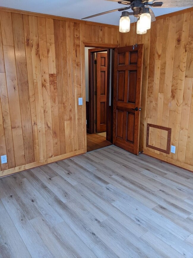 Building Photo - 5990 Idlewild Rd