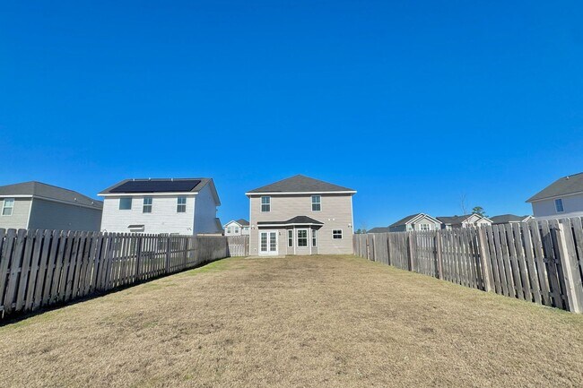 Building Photo - AVAILABLE NOW! (One Pet Maximum)