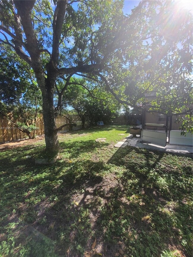 Building Photo - 22028 Acapulco Ct