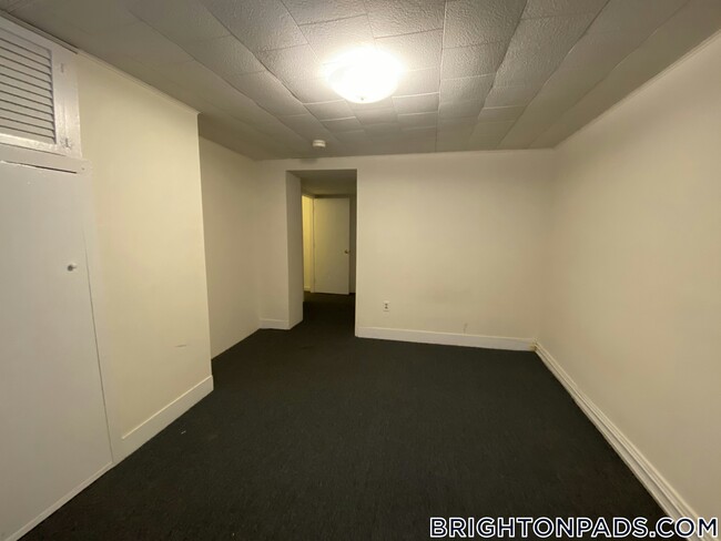 Building Photo - 36 Orkney Rd