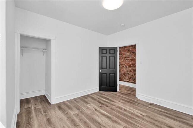 Building Photo - 3219 Kennett Sq