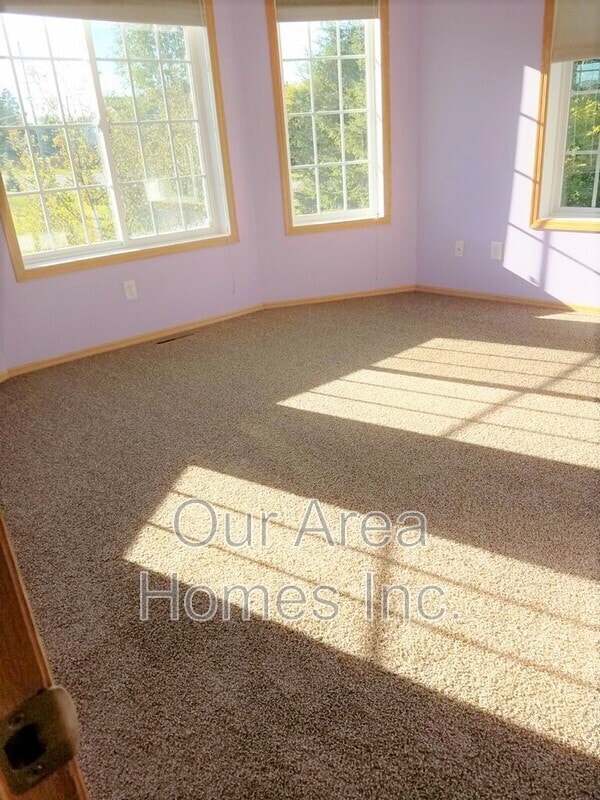 Building Photo - 5646 100th Ln N