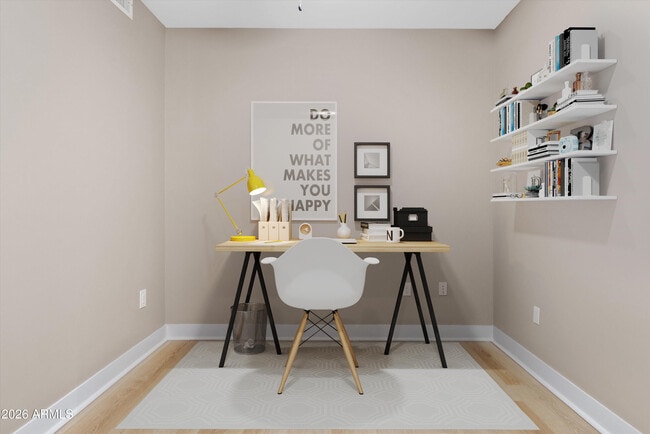 Building Photo - 4805 N Woodmere Fairway