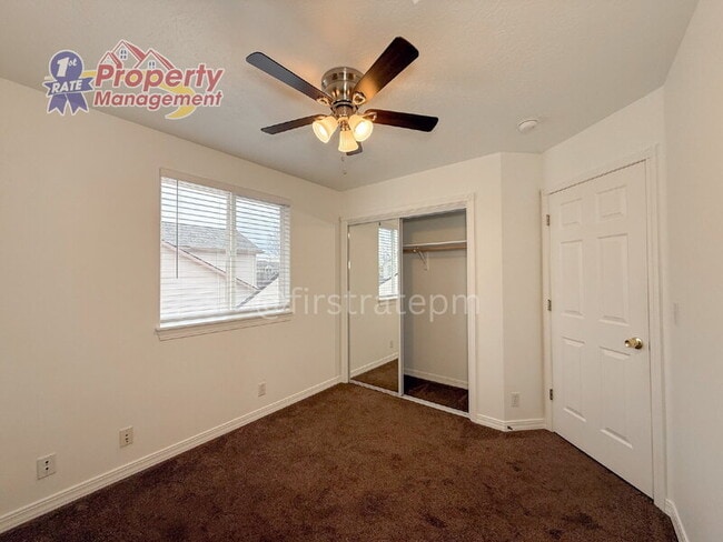 Building Photo - 1923 N Tyra Ave