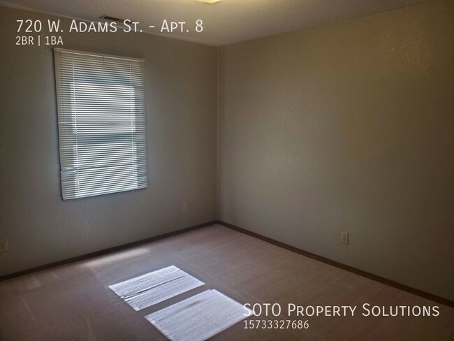 Building Photo - 720 W Adams St