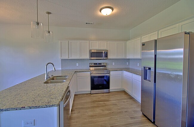 Building Photo - 29 Quarter Horse Run