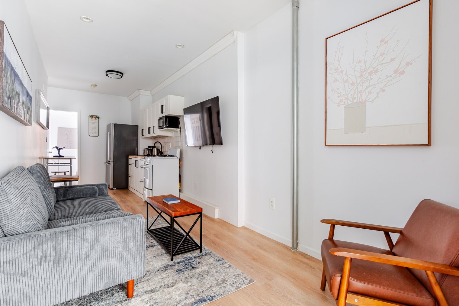 Building Photo - 93 1/2 East 7th Street-SI FL1-ID1054297P