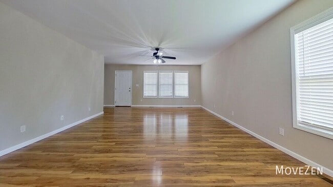 Building Photo - 5940 Brentwood Park Pl