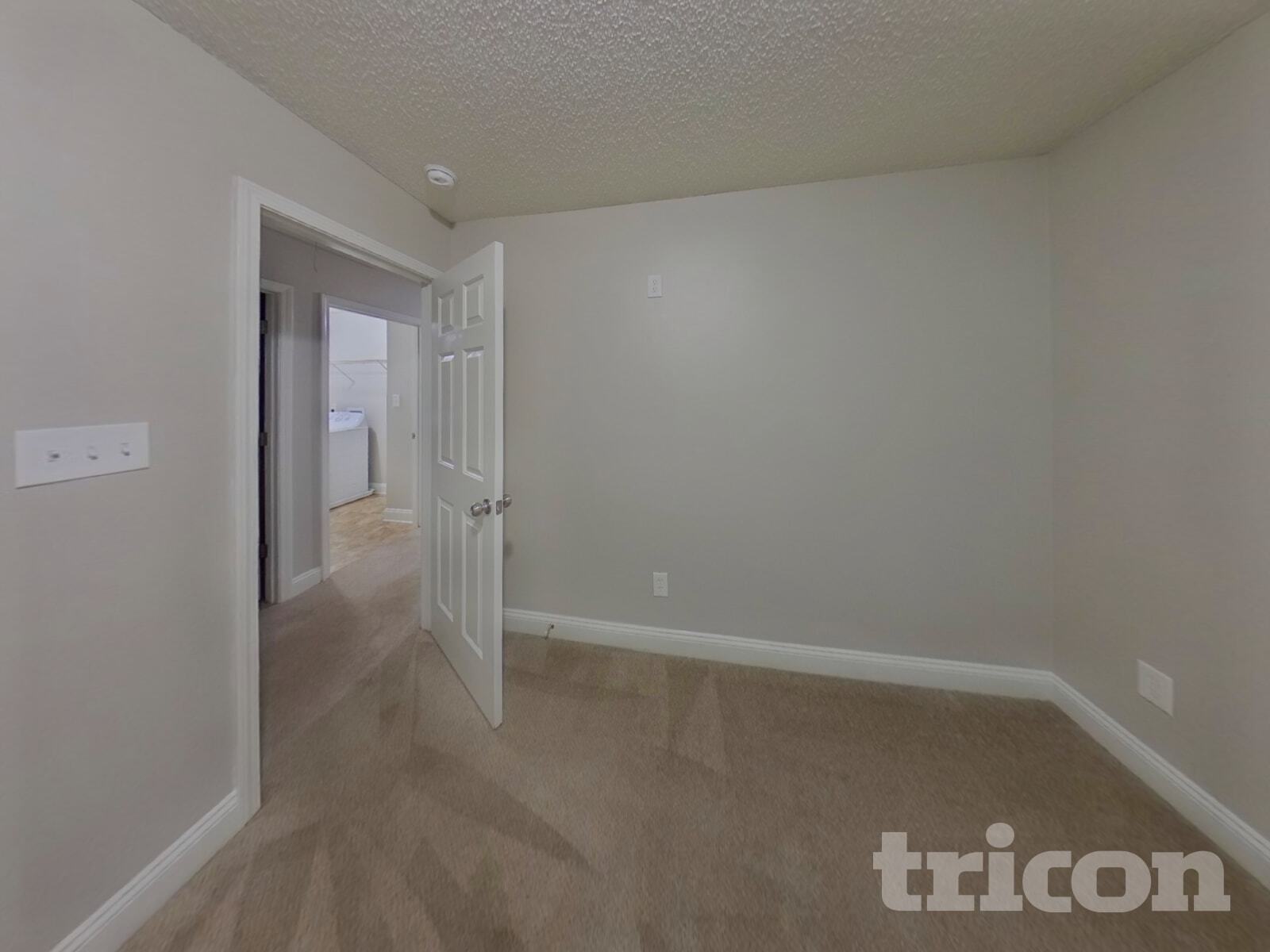 Building Photo - 13706 Traherne Ct