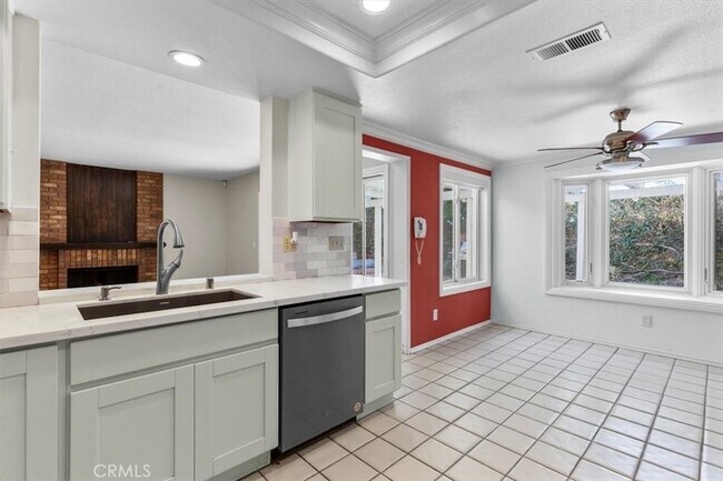 Building Photo - 27342 Capricho