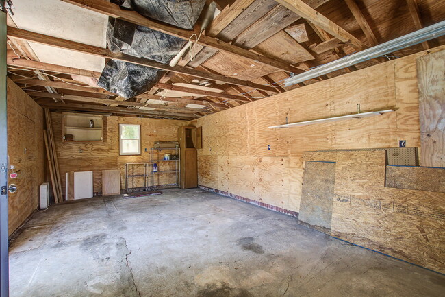 Building Photo - 200 State Rd S-8-384
