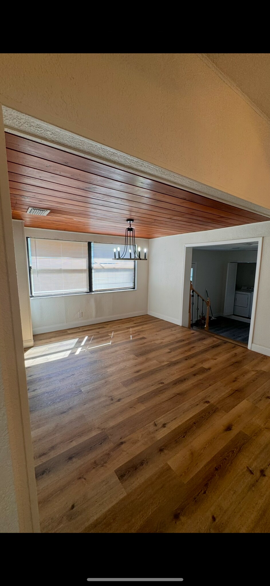 Building Photo - 4594 10th Ave N