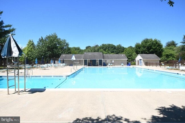 Building Photo - 7802 Mistic View Ct