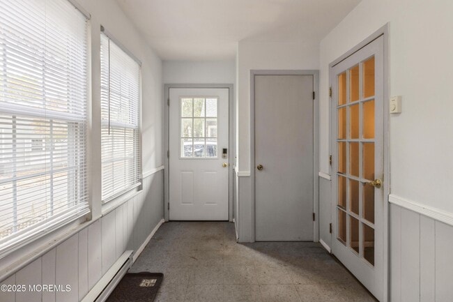 Building Photo - 6C Pembroke Ln