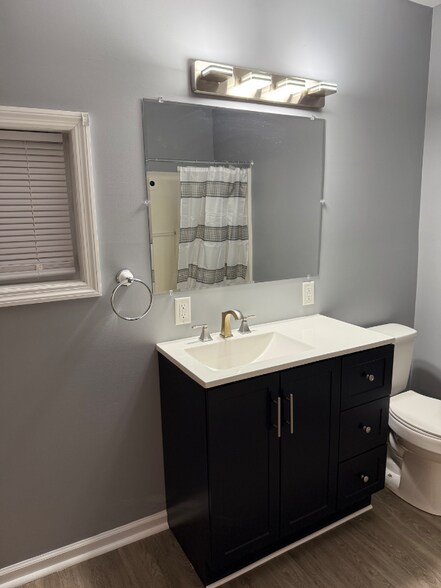 Building Photo - 208 E North St