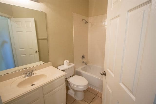 Building Photo - 1127 Ranch Vista Dr