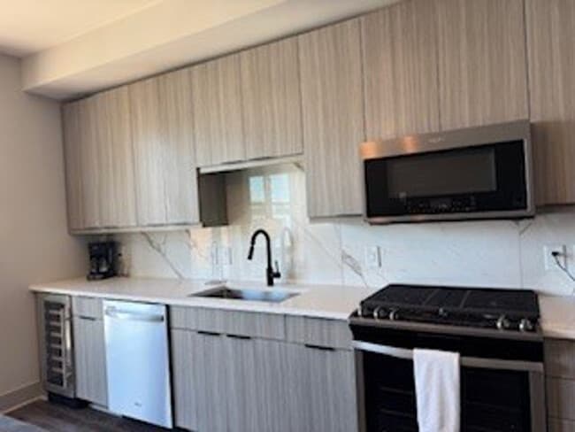 Building Photo - 3699 Lenox Rd NE