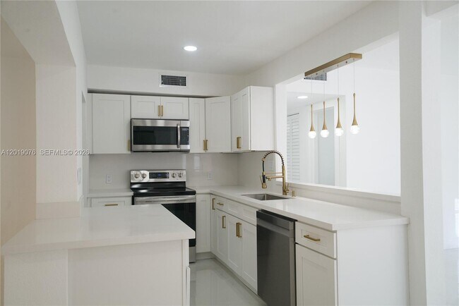 Building Photo - 315 NW 127th St