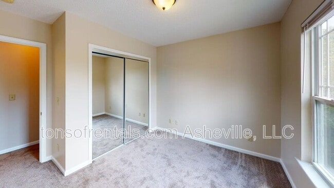 Building Photo - 157 Morningside Ln