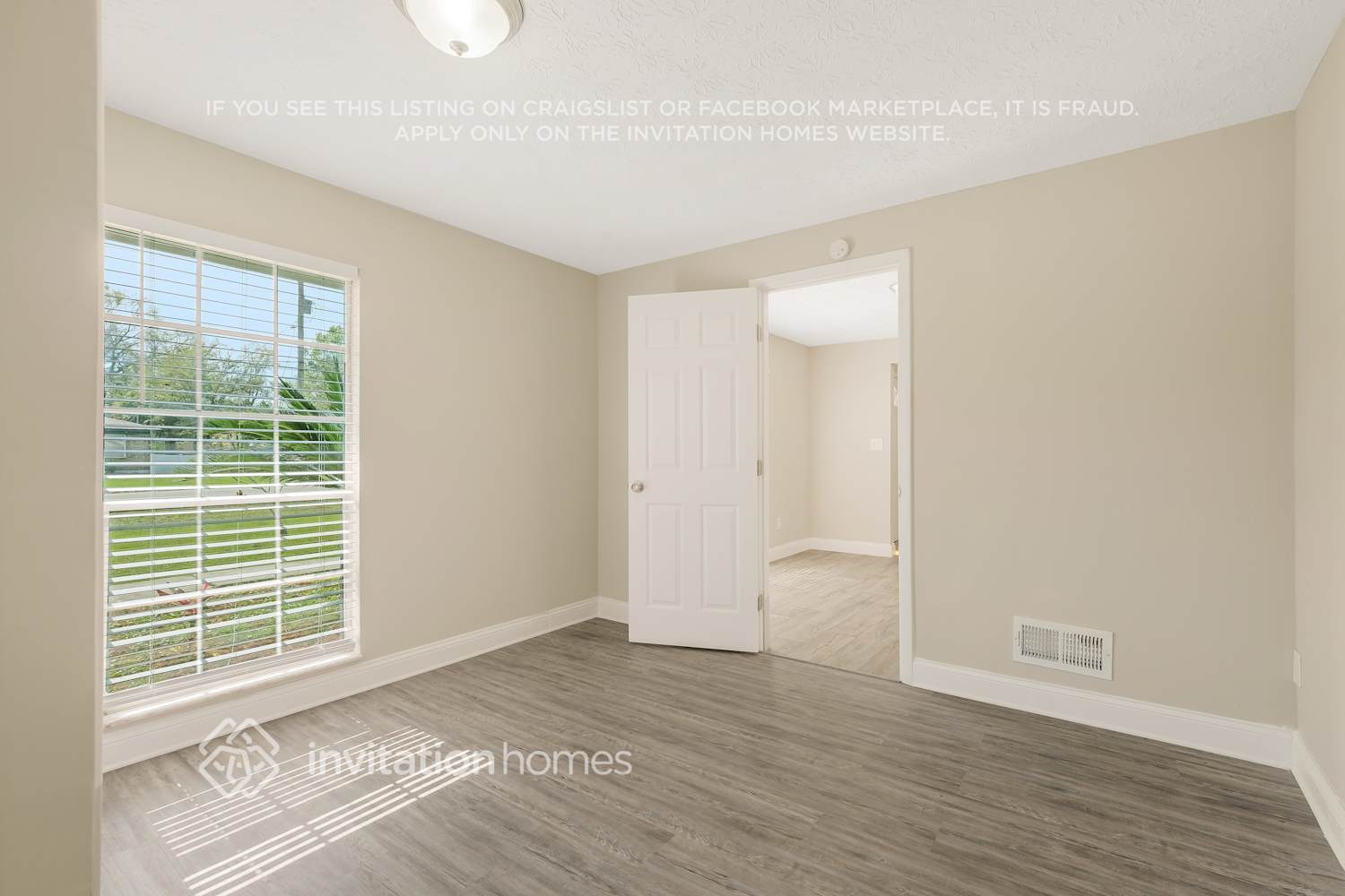 Building Photo - 3537 Fortuna Dr