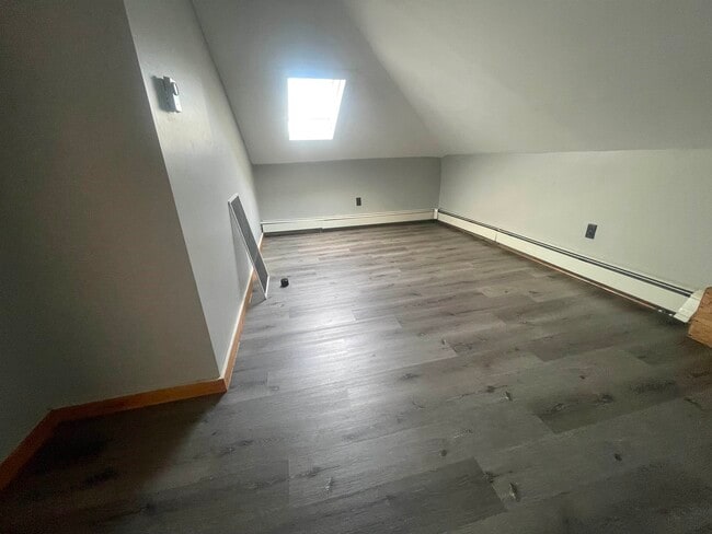 Building Photo - 2733 Dartmouth College Hwy